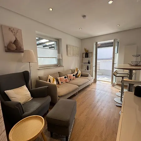 شقة With Garden & 2 Bathrooms *