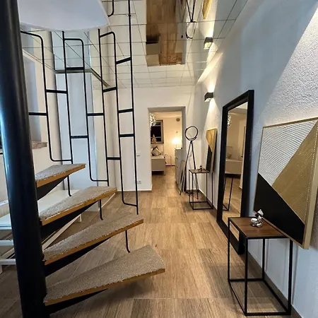 With Garden & 2 Bathrooms * كولونيا